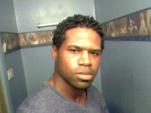 When I Had Twists! - Yeah the X Wife, 'Baby Momma' did these. Don't know Y I look angry, mayb bringing hard back or sumn..lol!