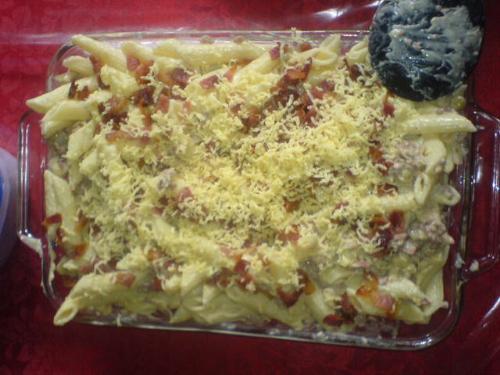 Penne in a creamed beef sauce.. - this is the photo ive just post in my discussion earlier... since i forgot to display a while early how it look like... here&#039;s your chance to see my cooking skill hehe.. enjoy!