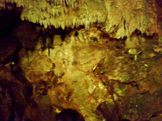 kent caves - this is a pic of Kent Caves in Devon,United Kingdom,it was more impressive in the flesh than it is on the phote:)