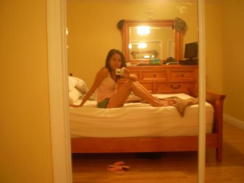 yawn - gosh...better stop taking pic and get ready in bed