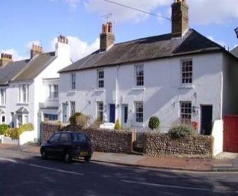 Cottages in Eastbourne - This is the city of Eastbourne which I stayed in when I visited England in 2006
