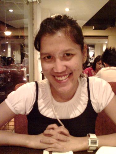 me - this is a photo of myself at pizza hut, having dinner with my friends and i am a girl with acnes problems he3x