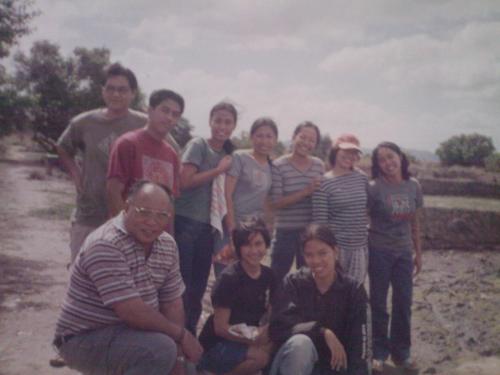 secretbear - secretbear with friends and classmates and sir dureza at BAC, leganes