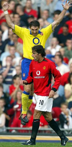 nistelrooy - Ruud finally signed for Manchester United on 23rd April 2001, for a British record of £19 million. It was almost exactly twelve months to the day after his original move to Old Trafford had collapsed. Recently, Ruud scored for Holland when he came on as substitute in their 4-0 win over Cyprus and twice again as substitute in a 4-2 win against Estonia.   From the moment he first put on a United shirt Ruud Van Nistelrooy couldn't stop scoring. After scoring in pre-season friendlies and the Charity Shield clash with Liverpool it quickly became obvious United had got a striker of the highest quality in world football.   In his Old Trafford debut he got two against Fulham, goals followed against Newcastle, Spurs then a double at home to Deportivo. Ruud got his first hat-trick for the reds at home to Southampton in the 6-1 win as well as scoring twice against Boavista, Spurs, Sunderland. Vital goals also came in European away trips to Bayern Munich and Deportivo. A highlight was the FA Cup 3rd Round tie away to Aston Villa. With United 2-0 down, Van Nistelrooy came off the bench to score twice in two minutes and seal a memorable 3-2 victory.