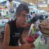 anthony bourdain - Anthony Bourdain travels near and far to see different cultures and customs