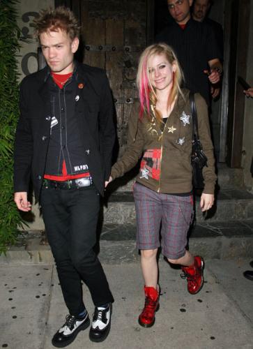 with deryck whibley - avril out with deryck having a fun night out
