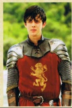 king edmund - skandar looks hot in this pic