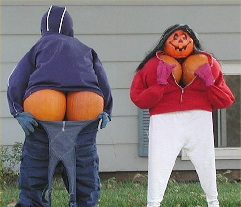 funny picture i found - CHECK OUT THIS PHOTO I FOUND WHILE SEARCHING FOR A COOL SCARY PICTURE TO ADD HERE!
ITS SO CLEVER AND SO FUNNY! Wish I had thought of that...LOL!
This is the website I found it on ;

http://bearcreekledger.com/2007/10/13/looking-for-halloween-pumpkin-carving-ideas/