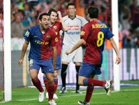 Xavi Hernandez  - Xavi Hernandez&#039;s continuity in football club of Barcelona is not negotiable........