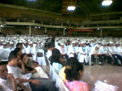 the crowd.. - where am i??