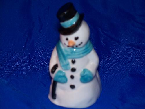 snowman for outside dollhouse - snowman for villages and dollhouses