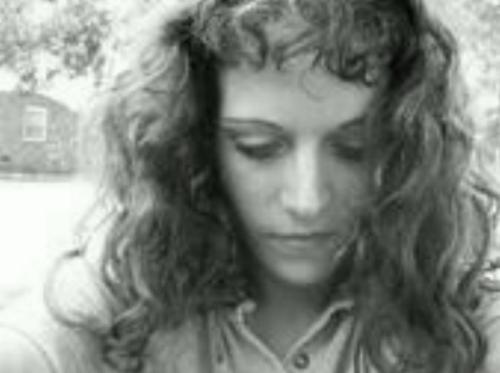 I am thinking! - A woman is in deep thought. I would see this photo as a beautiful work of art. She is like the Mona Lisa, what is it that she is in such deep thought about?
