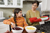 Mom & Daughter - Mother & Daughter Cooking Thanksgiving Dinner!