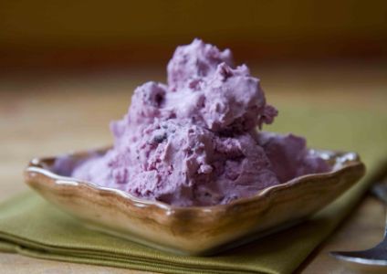 icecream - black currant