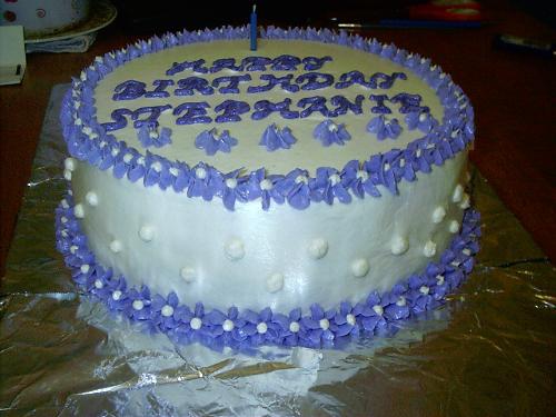 here is a picture of a birthday cake that i made  - here is a photograph of a birthday cake that i made