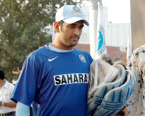 Dhoni - the new leader - M S Dhoni the emerging leader!