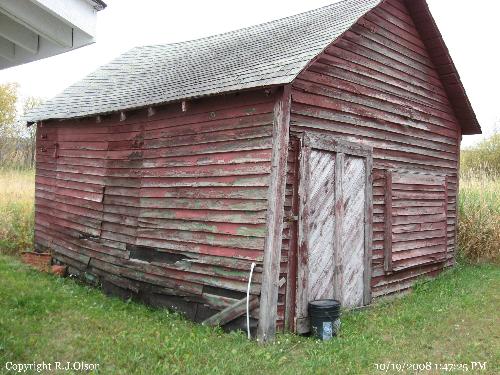 Old Farm Building - Taken at the farm up north of me.