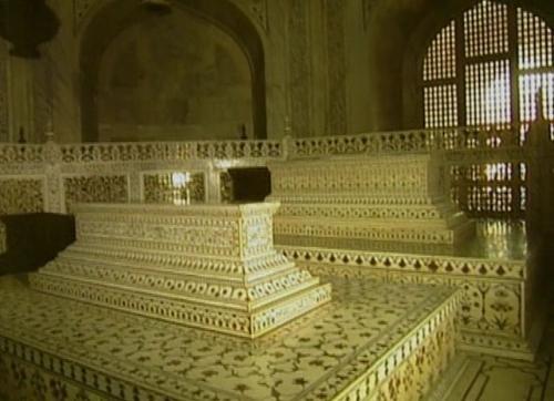 places in india - tombs..