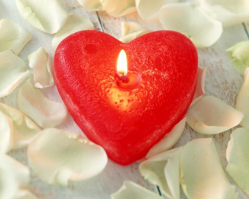 A red heart - This picture was downloaded because of its special character.