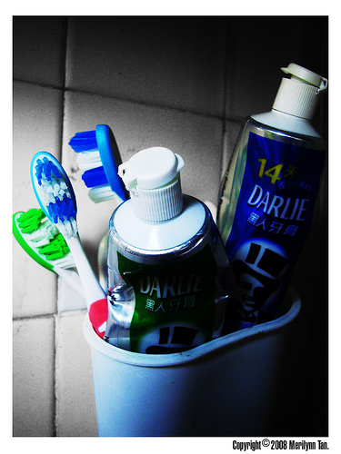 Does it really matter what toothpaste you use? - Every toothpaste seem to claim something different and seem superior - avoid cavities, 'strengthen' bones, make them white, etc etc Ads are really attractive and the variety available is really wide. Does it really matter which one you use - are some superior in any way. I agree that taste and smell vary a lot, but do the ones that say they strengthen teeth, gums and prevent cavities really work and are they superior to regular toothpaste?