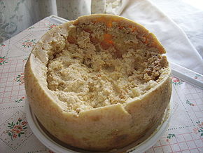 Casu Marzu - The casu marzu, the rotten cheese from sardinia