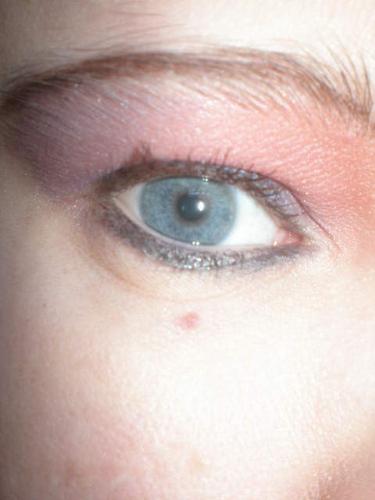make-up - do you use make-up every day?