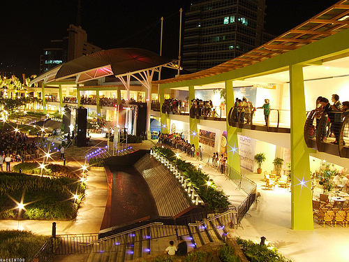 the terraces  - The terraces in ayala mall cebu, philippines. A very nice garden view mall.