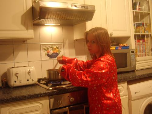 Cooking - Me making spaghetti bolognase!