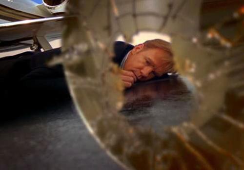 Horatio is shot?!? - Who would have shot him? Did he die? Hate cliff hangers like these!