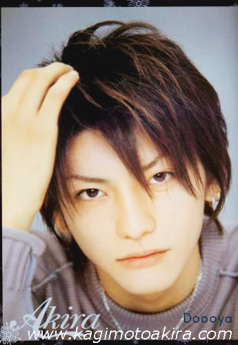 Akagi - Another picture of the cutest Japanese boy that ever lived! XD