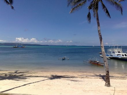 views of anilao batangas Philippines - here some of the greatest beach resort here in the philippines at boracay batangas