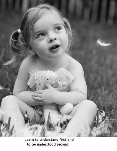 child02 - Girl with toy
