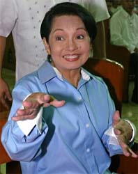 Charter change and GMA - This is the president of RP, Madam GMA, doing the cha-cha...