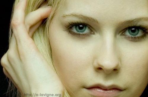 avril - cute one