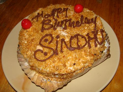 icy cake - it is on my birthdayyyyy:)