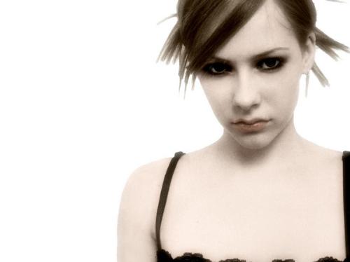 avril lavigne - An angel in my eyes!