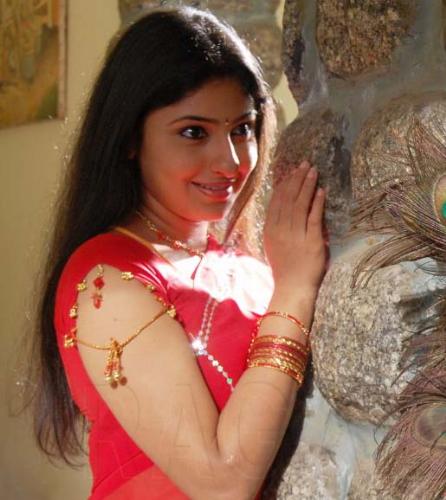 Shy girl - Why girls are shier than the boys? Shy girl - Why girls are shier than the boys?