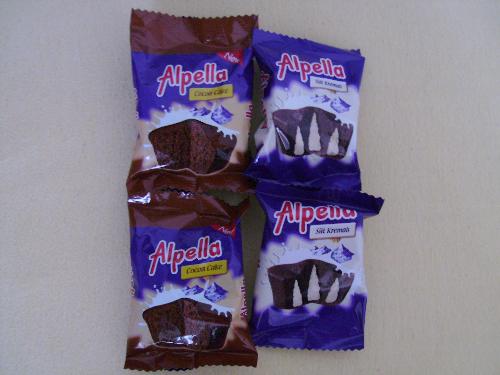 Ulker cakes - They are quite cheap and good. The black ones are brownies and the other ones are brownies with a white cream in it, and they cost about 0,16-0,20 $ a piece.