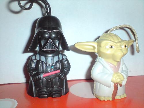 darth vader and yoda - star wars