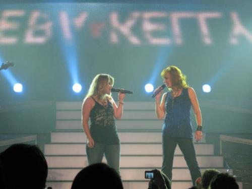 Reba and Kelly Clarkson - Taken 11-15-08 at the concert I attended in Little Rock Arkansas