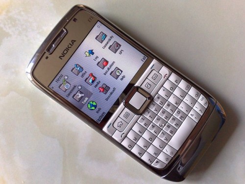 Cell phone - The ultimate Nokia E71