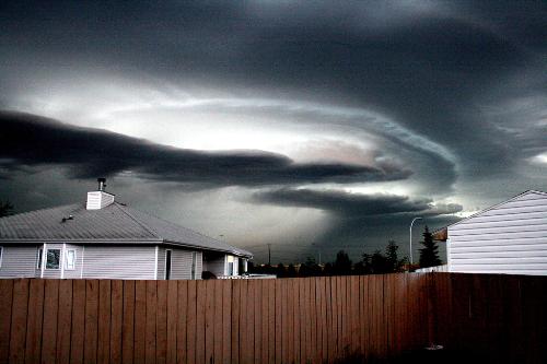 coulds  - See how these clouds covering sky above the city .....isn,t it beautyfull