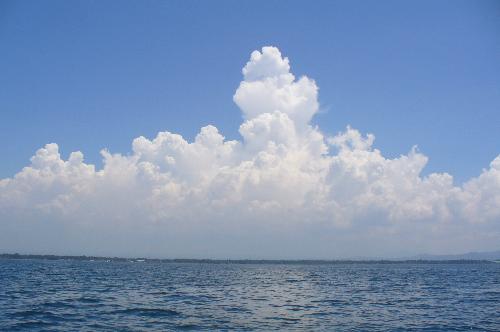 peaceful earth - its a picture of picture of the seahore near the sea!
