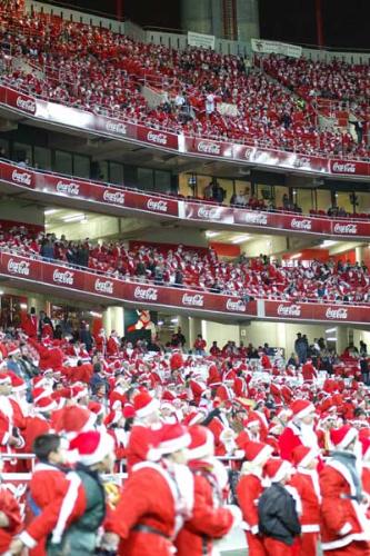 Hundreds of Santa Claus - Hundreds of Santa Claus at Stadium of Light, Lisbon in a Benfica game.