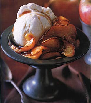 Broiled Apples with Maple Calvados Sauce - Yum Yummy! Broiled Apples with Maple Calvados Sauce - Yum Yummy!