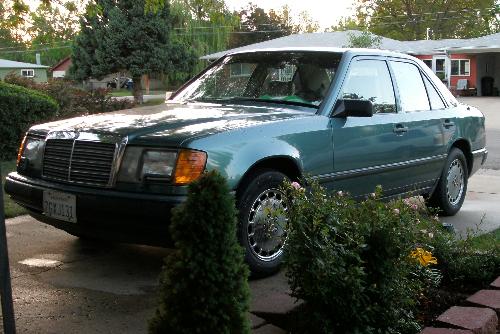 1988 Merc 300E - 1988 Mercedes Benz 300E
