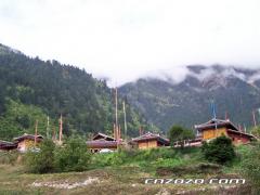 China - house in Jiuzhaigou