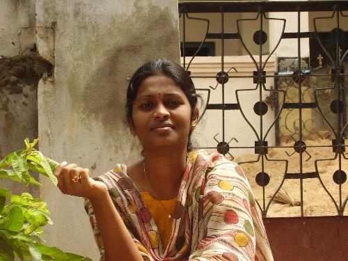 vasudha - This is vasudha completed my Engineering and now interested in doing networking .