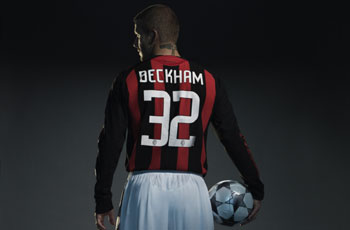 David Backham in Milan - he is wearing number 32 now.. hope will be a good signing for milan.