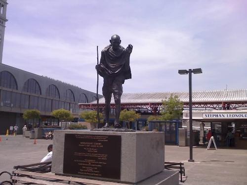 Gandhi - Statue of Gandhi near San Francisco Port